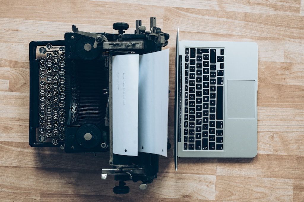Glenn carstens peters 1F4MukO0UNg unsplash